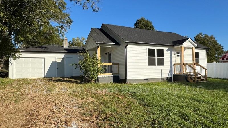 203 E Main St - Photo 2 of 10