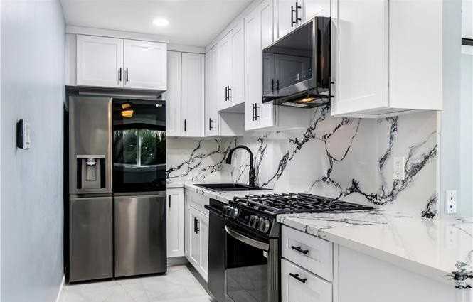 1333 14Th St - Photo 3 of 5