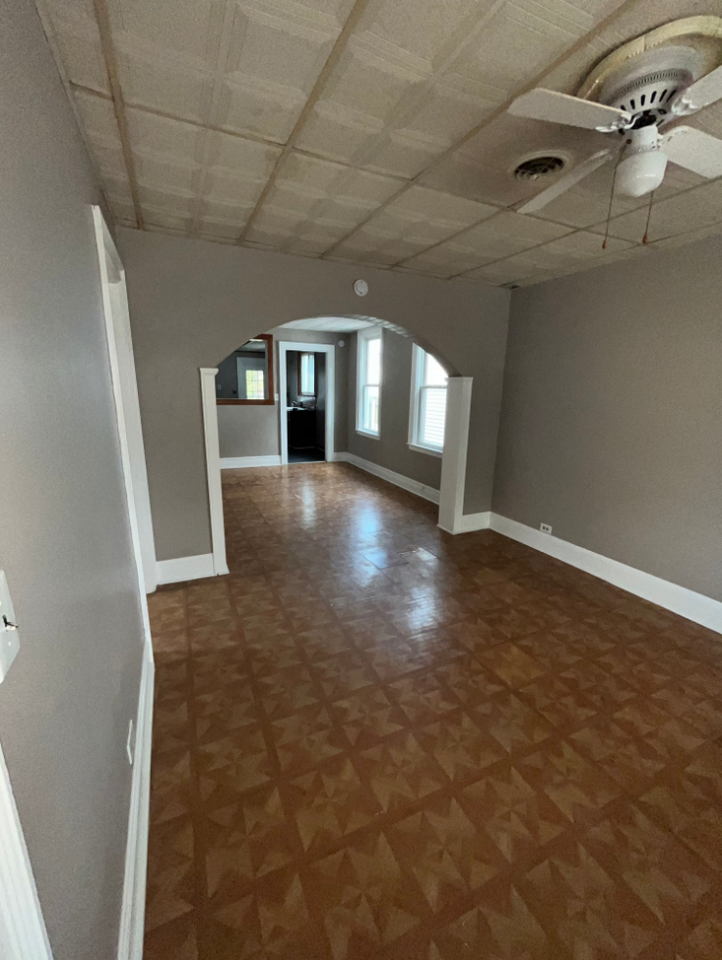 66 Dempster St - Photo 3 of 23