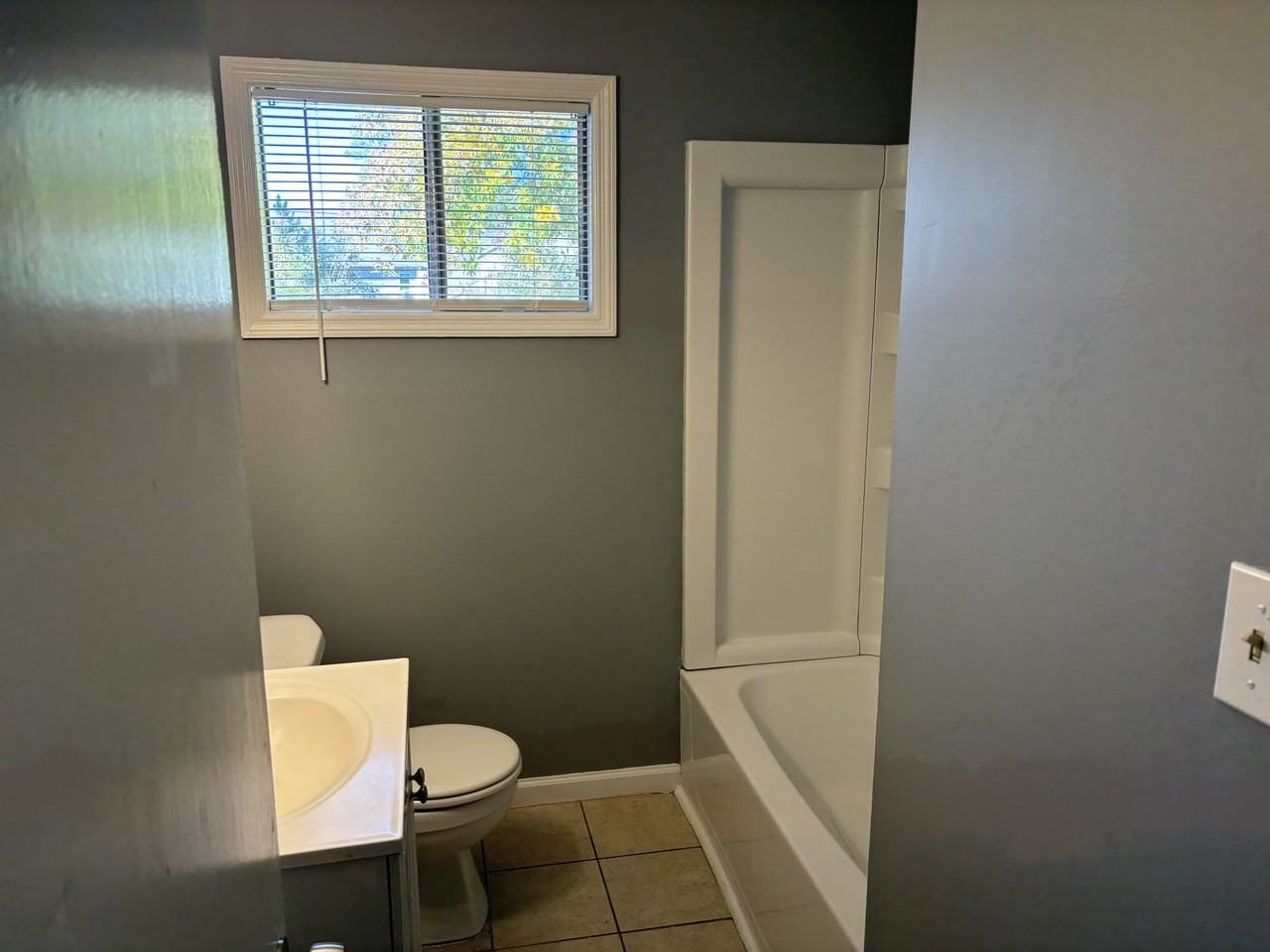 5437 Susan Ln - Photo 5 of 6