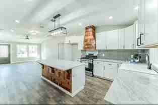 710 N Rusk St - Photo 1 of 1