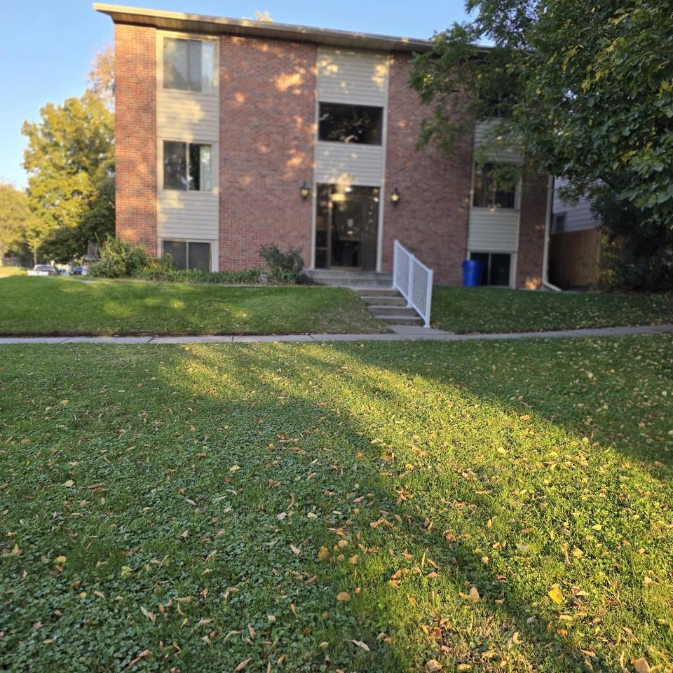 646 N 24th St #6 - Photo 2 of 27