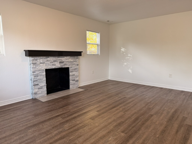 3801 S Lincoln St - Photo 2 of 21