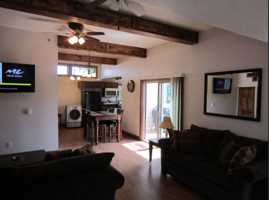 featured image of 530 Harney St #B