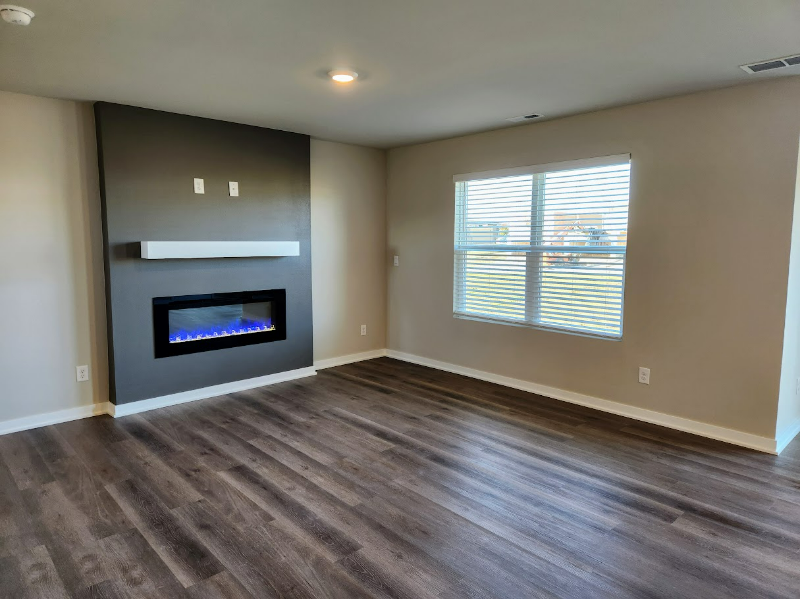 579 N Kimberlite St - Photo 3 of 20