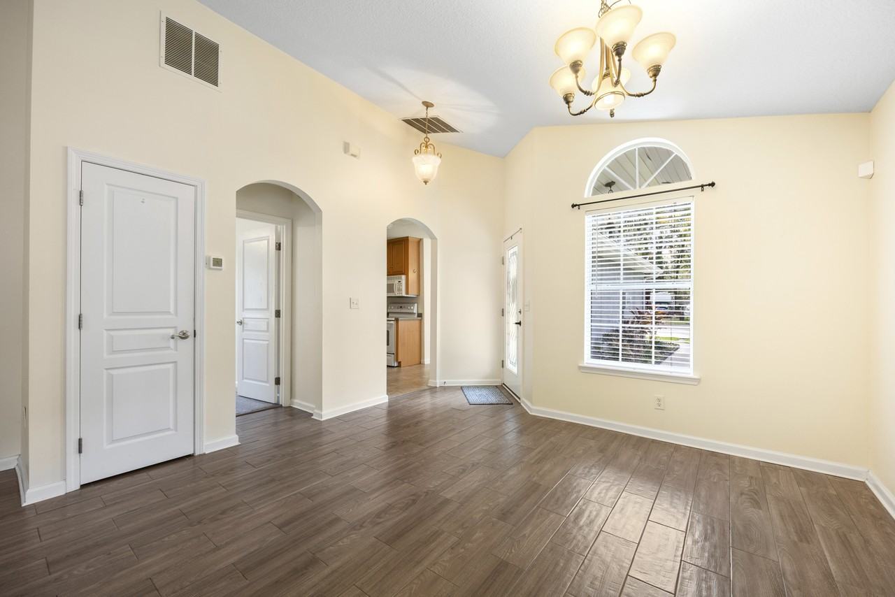 911 Fleming St #NA - Photo 7 of 26