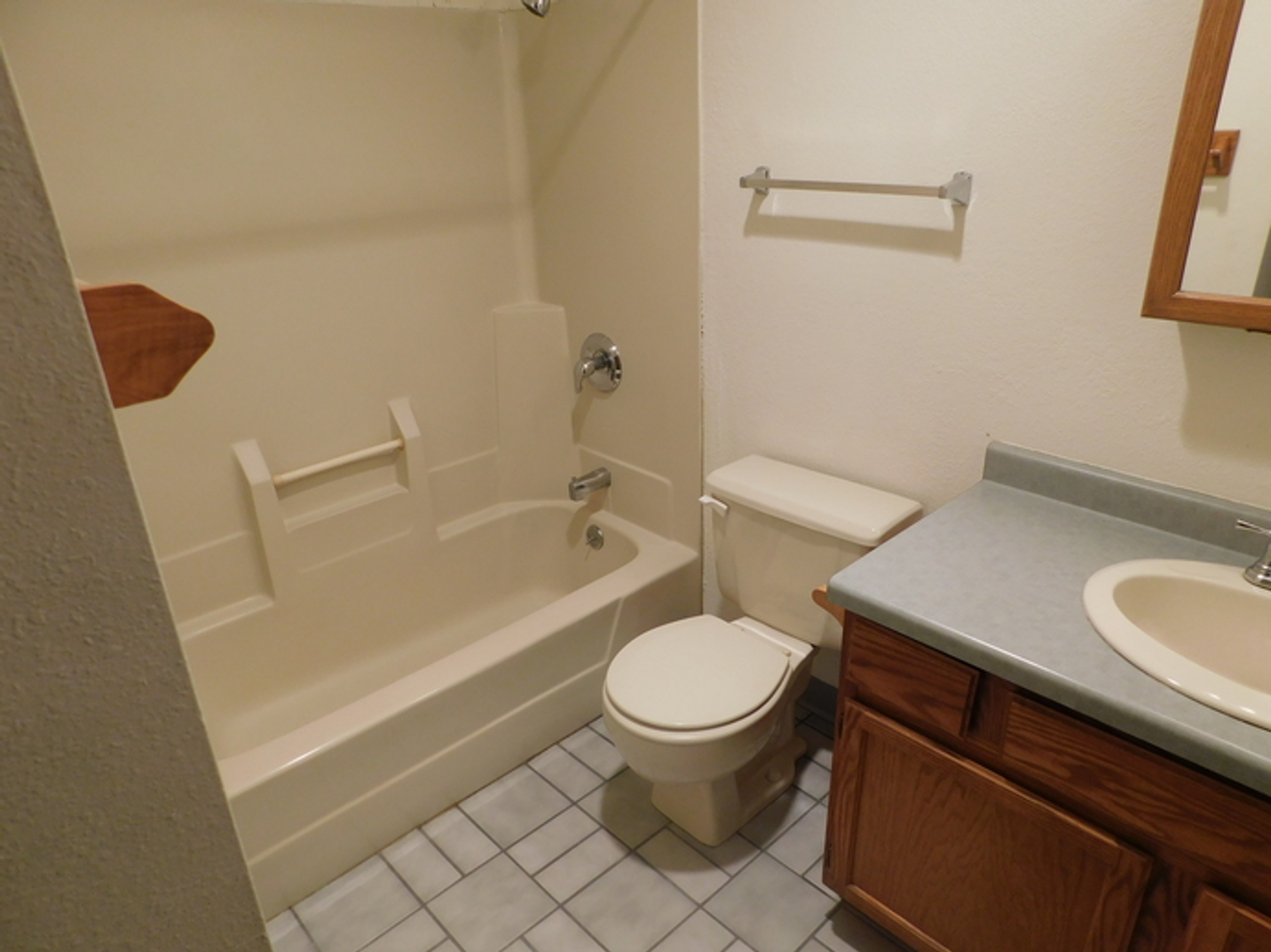 Plover Apartments - Photo 6 of 14