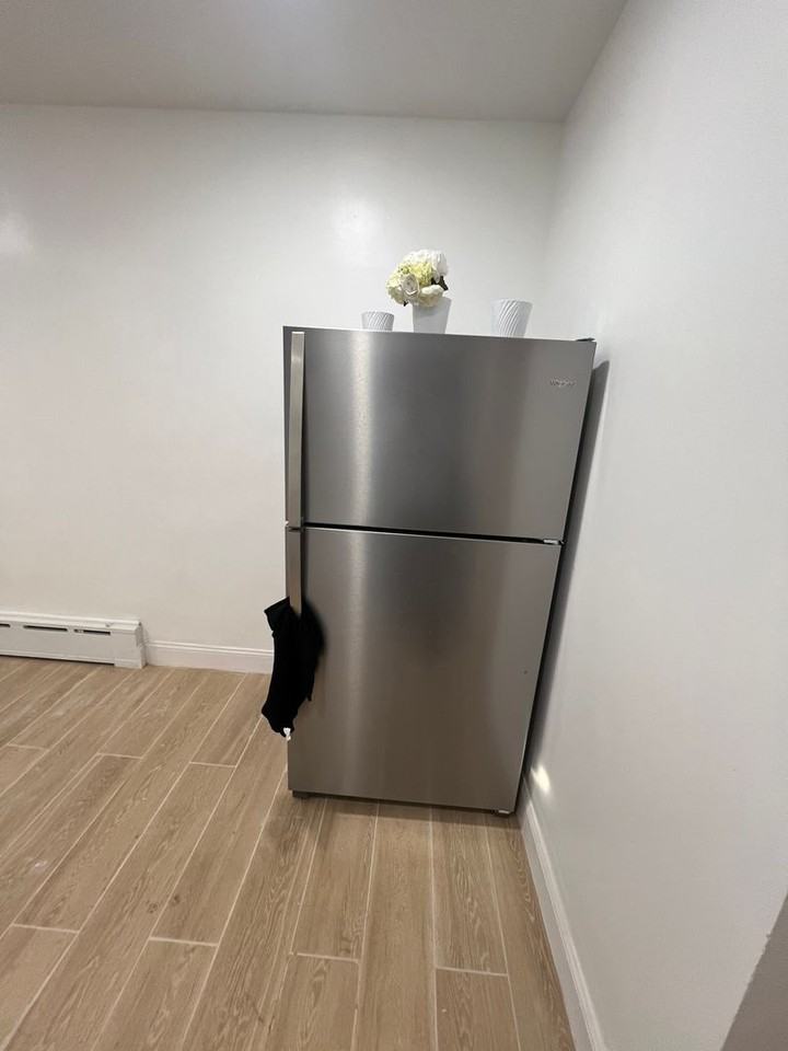 2642 Perkiomen Ave - Photo 7 of 30