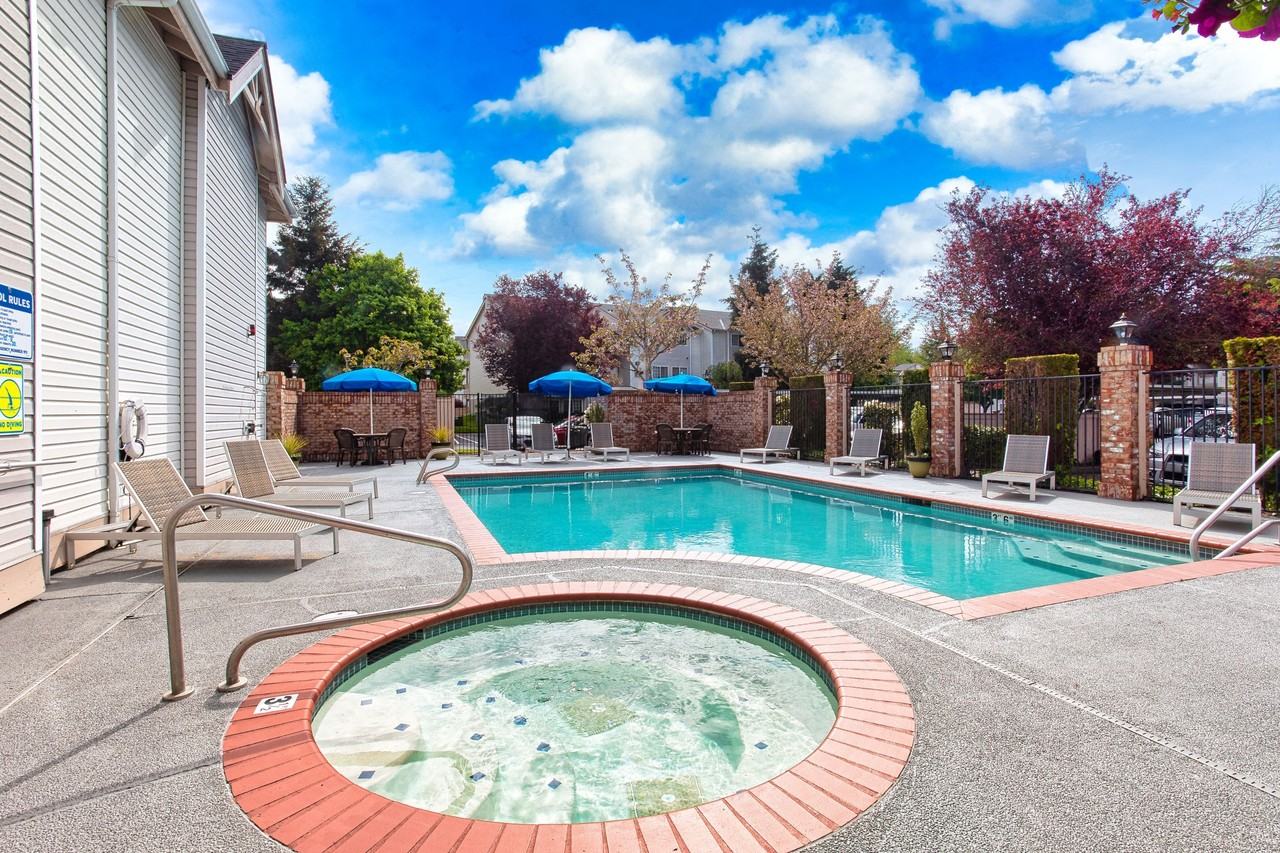 One Canyon Place - Photo 2 of 18