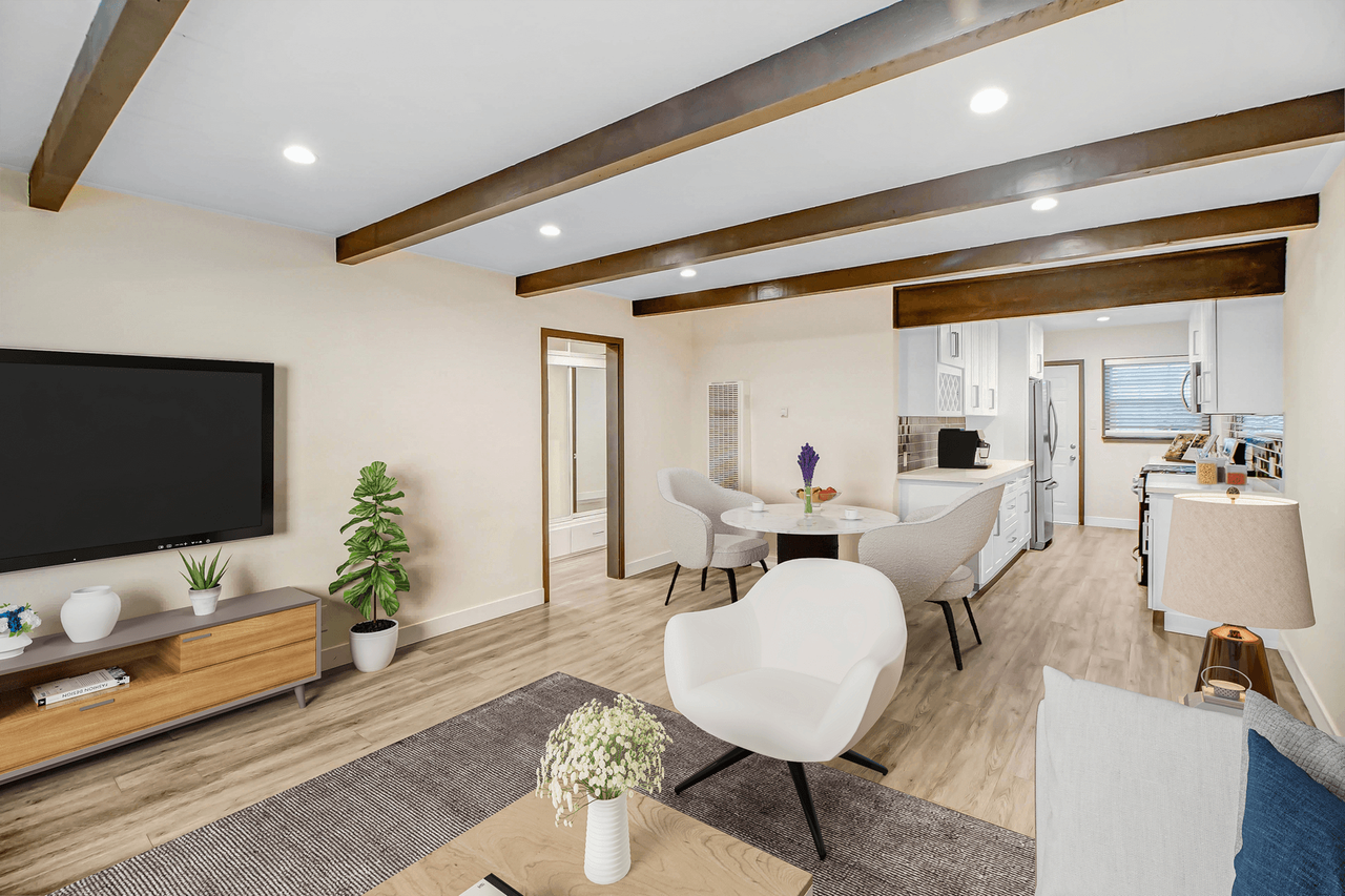 Vantage Apartments - Photo 3 of 17