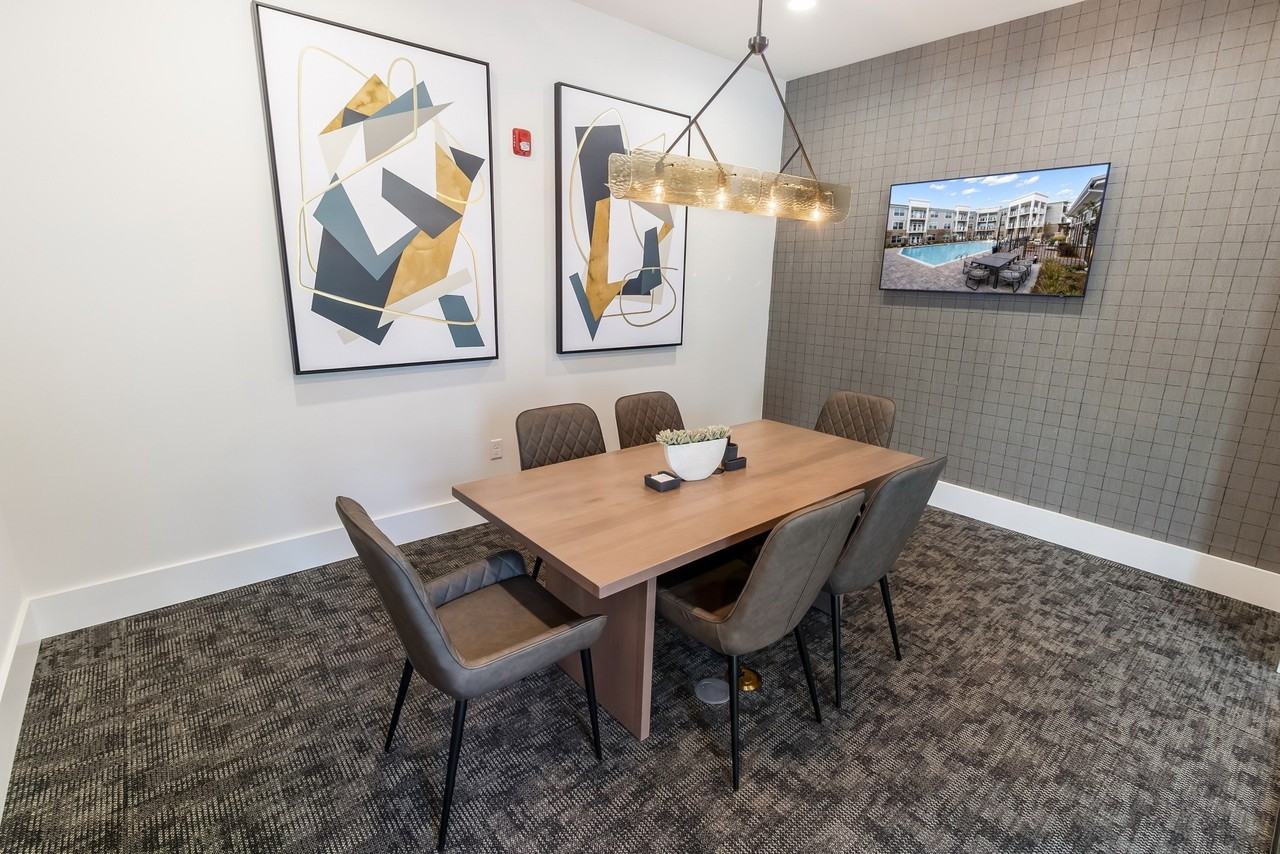 Emmett on Montague - Photo 7 of 191