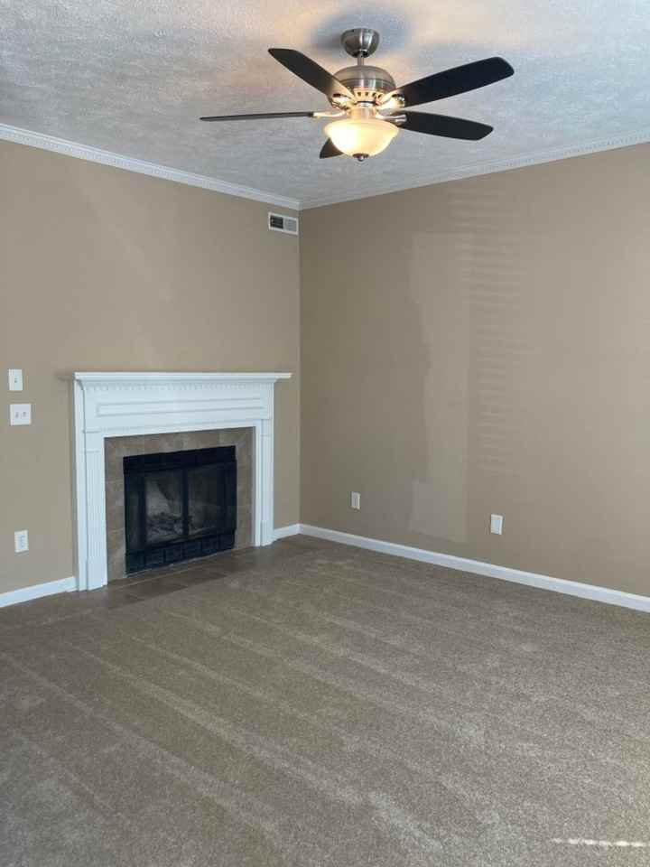 108 Lakebrink Dr - Photo 3 of 13