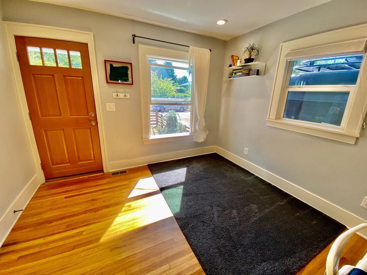 3817 Se 41st Ave - Photo 3 of 15