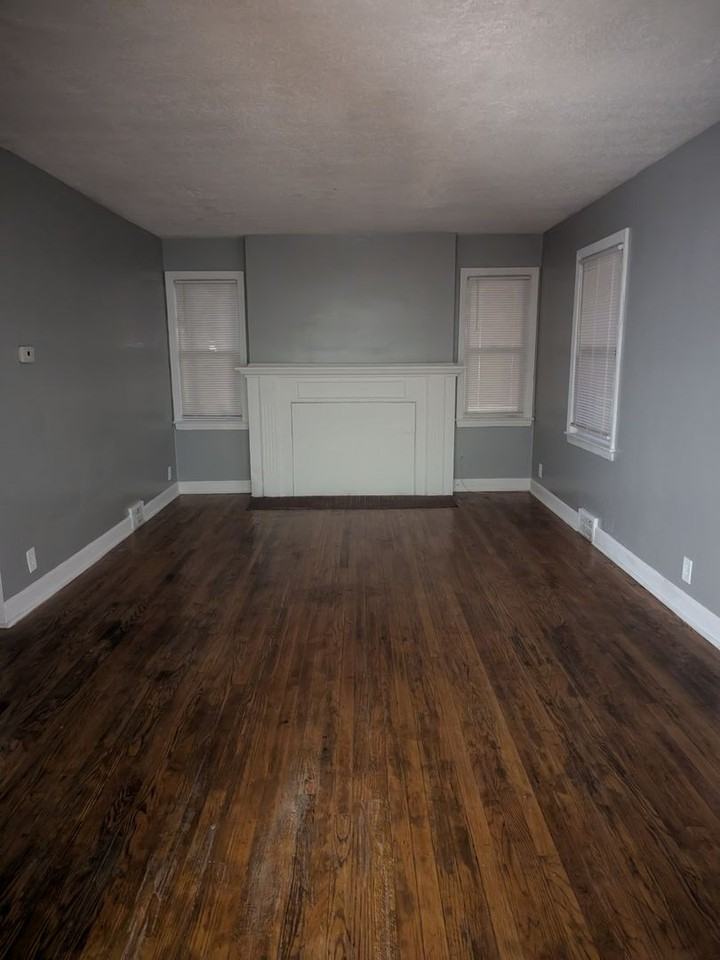 16200 Prevost St - Photo 3 of 12