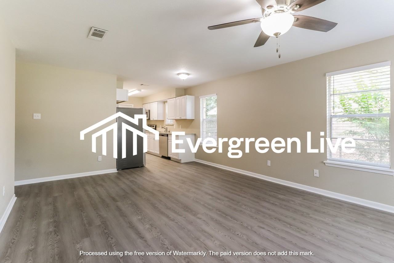 1707 Meridian Ct - Photo 5 of 13