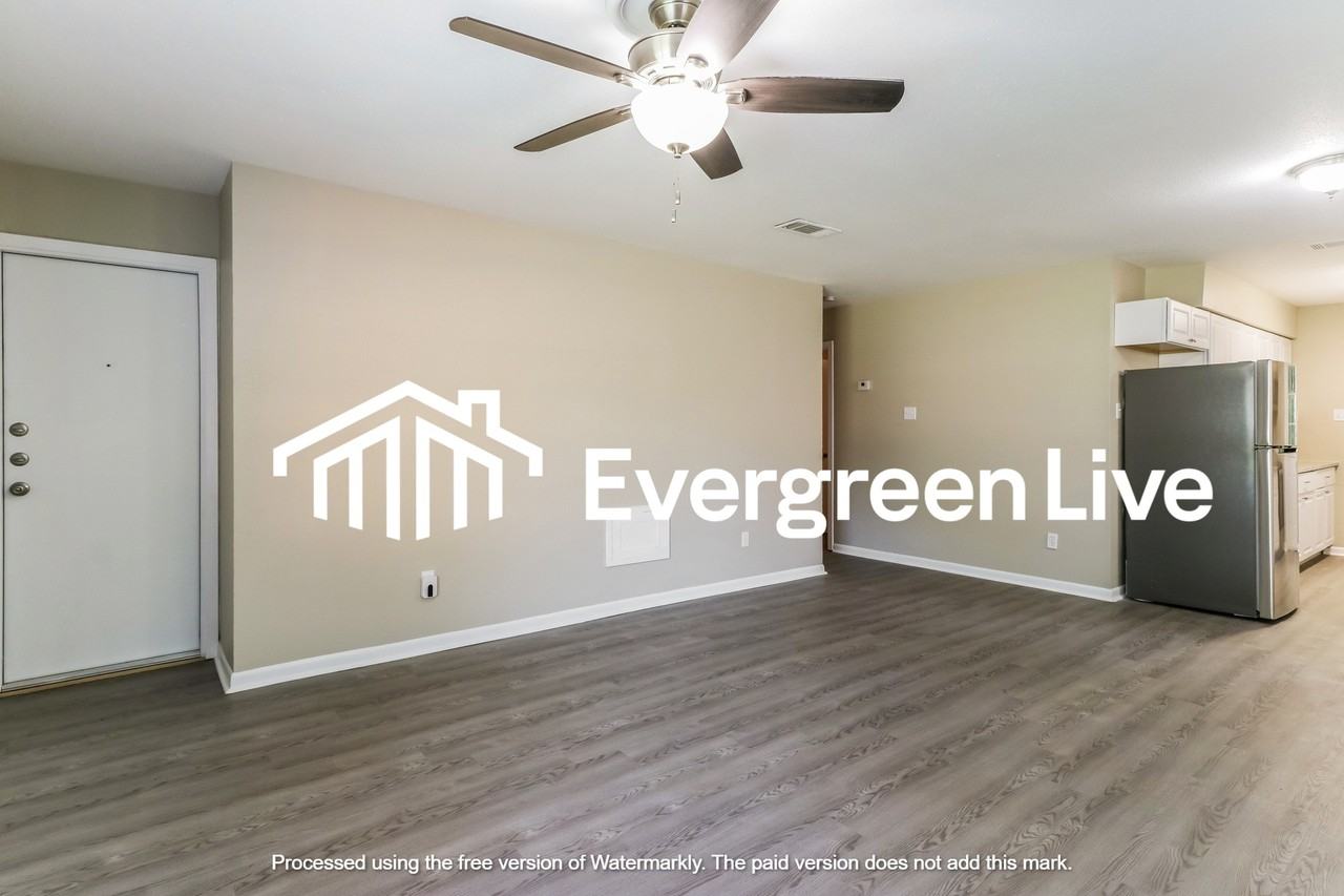 1707 Meridian Ct - Photo 4 of 13