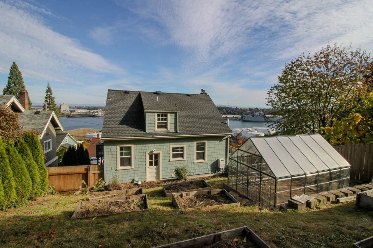 9919 Nw Hoge Ave - Photo 2 of 31