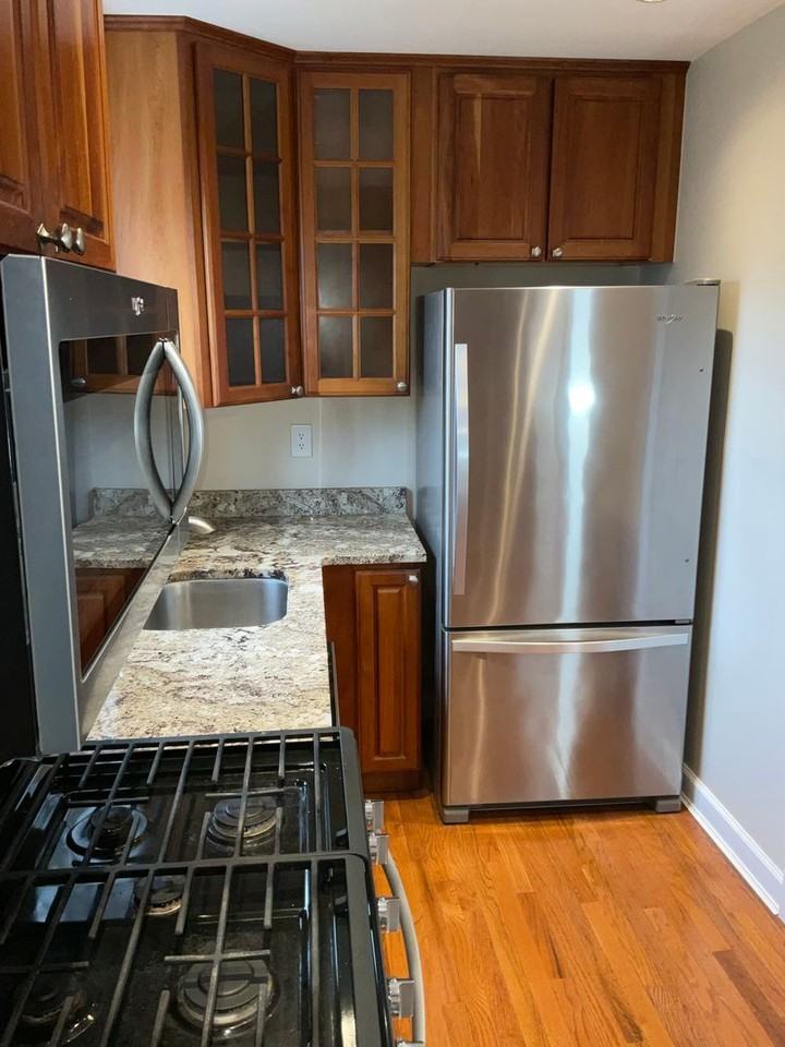 12228 Bond Street - Photo 6 of 34