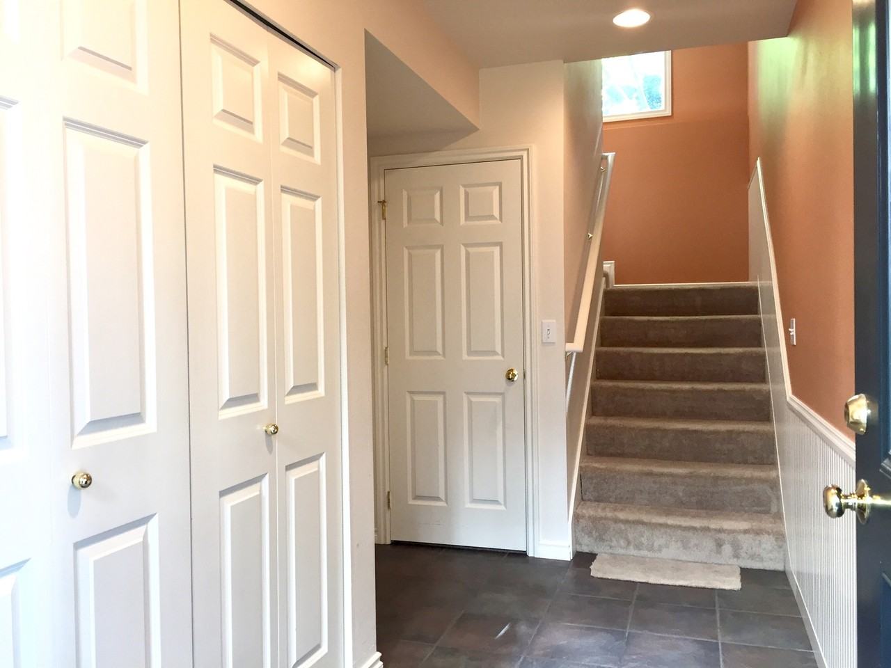 1116 Yakima Ave S - Photo 2 of 22