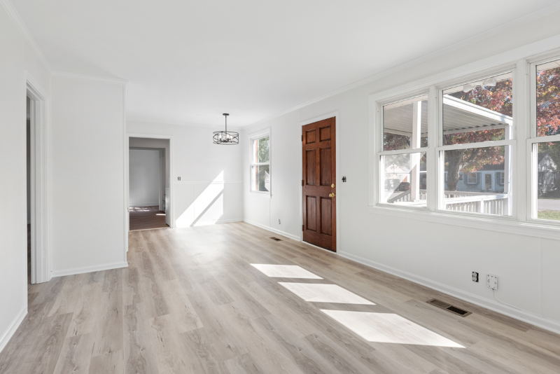 3124 Cloverwood Dr #N - Photo 3 of 21