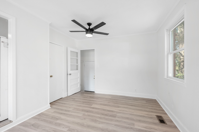 3124 Cloverwood Dr #N - Photo 6 of 21