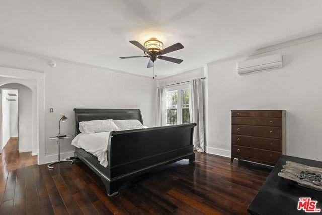 2014 Whitley Ave #3 - Photo 2 of 8