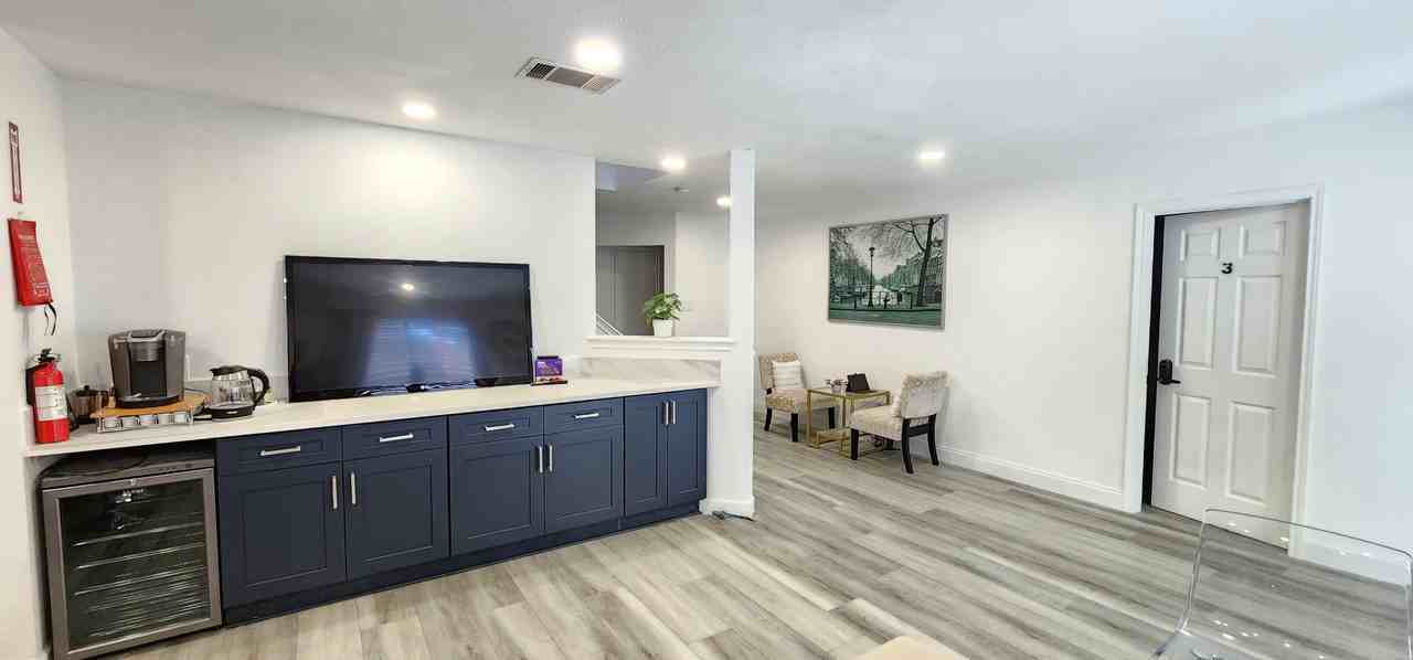 Continental Pass - Photo 2 of 19