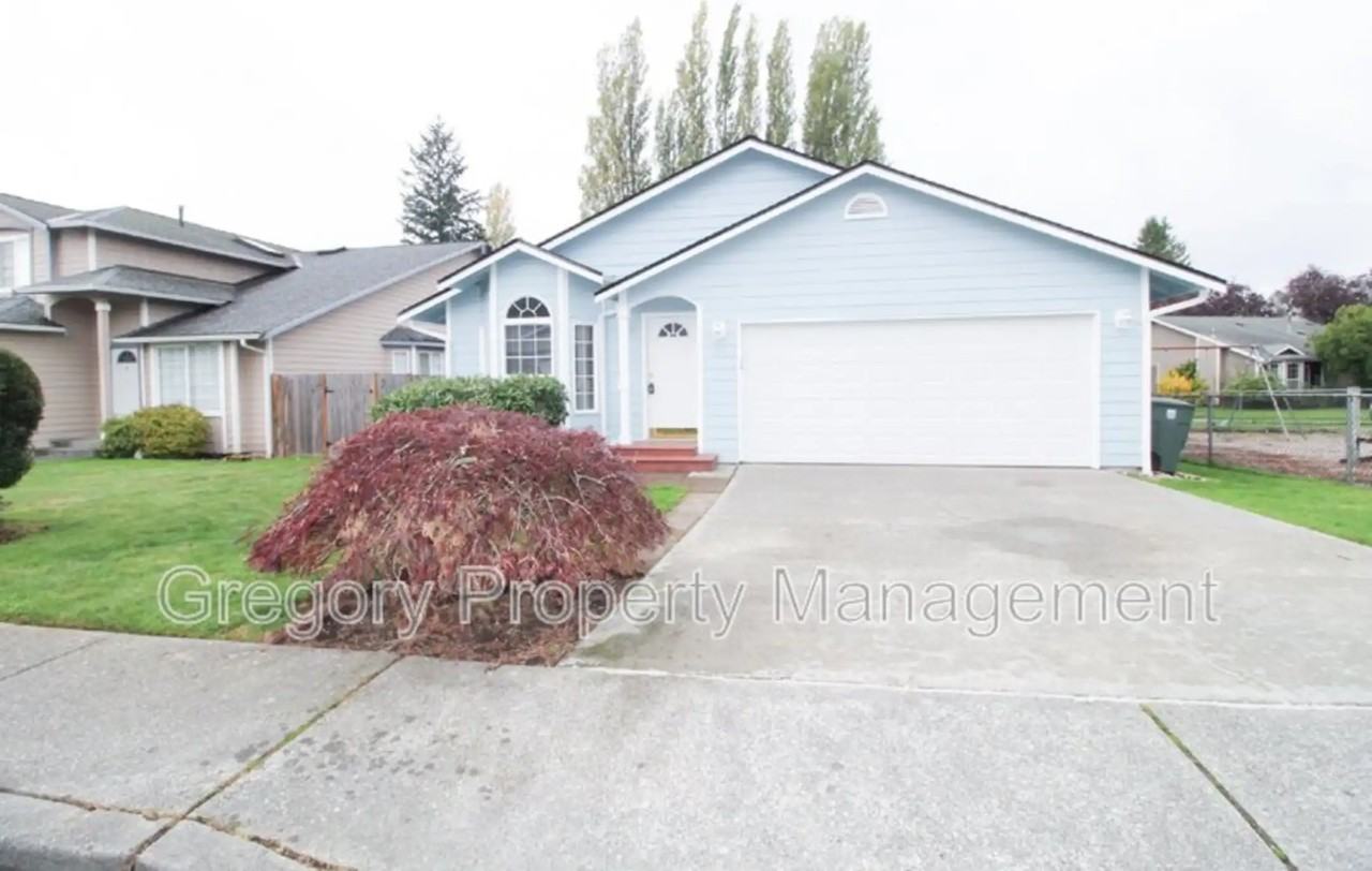 1212 Madrona Dr - Photo 3 of 30