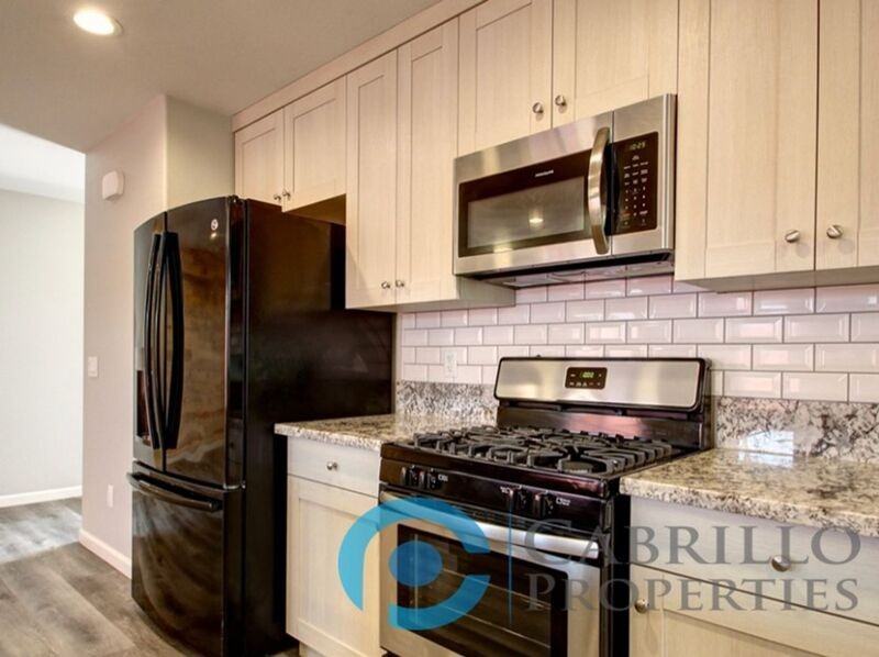 3050 Julielynn Way - Photo 6 of 22