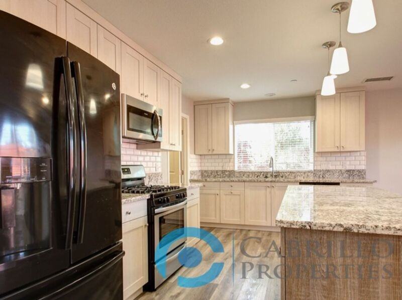 3050 Julielynn Way - Photo 7 of 22