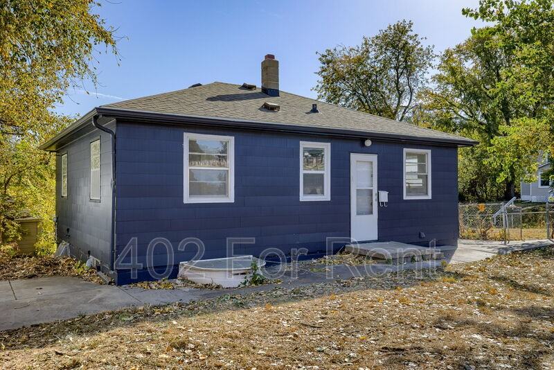 4034 Browne St - Photo 2 of 23