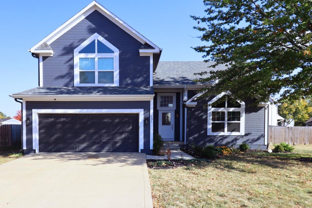 731 N Poplar St - Photo 2 of 42