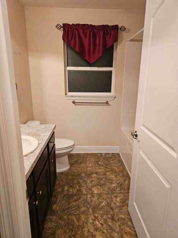 1265 Sykes Rd Se - Photo 3 of 26