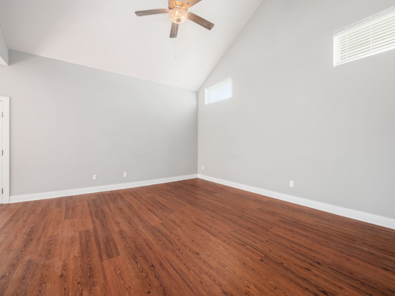 101 Glenridge Dr - Photo 3 of 20