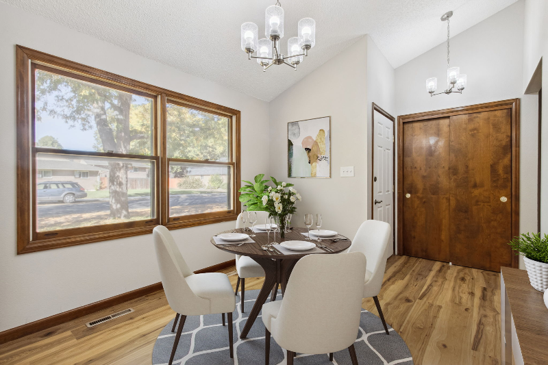 2806 Stanford Rd - Photo 3 of 18