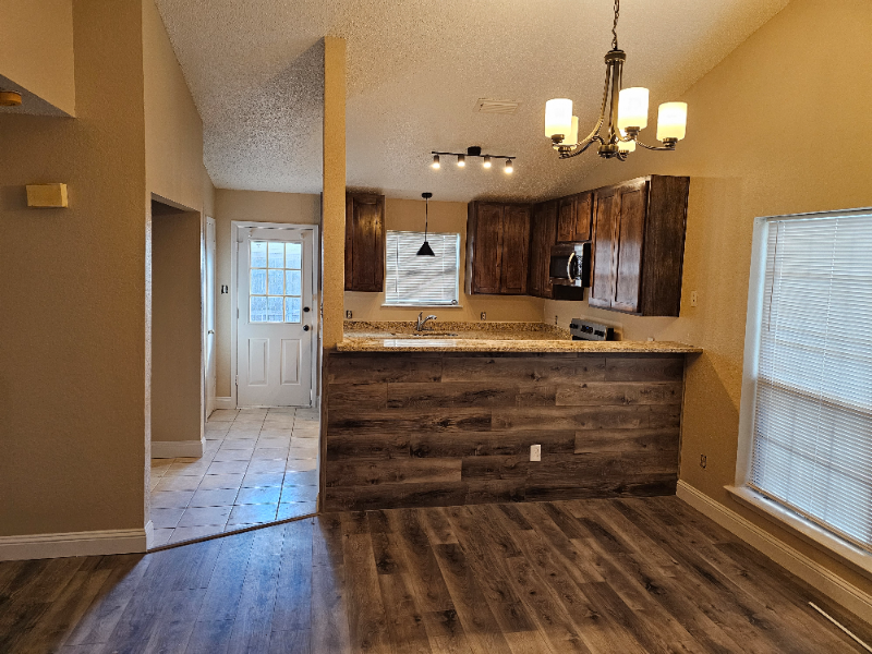 2500 E Park Blvd - Photo 3 of 23