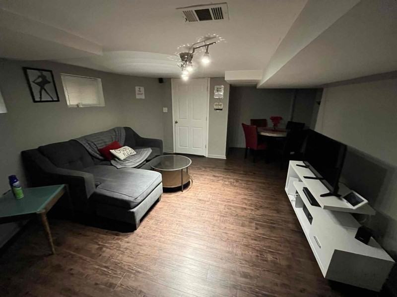 111 Murray St - Photo 3 of 8