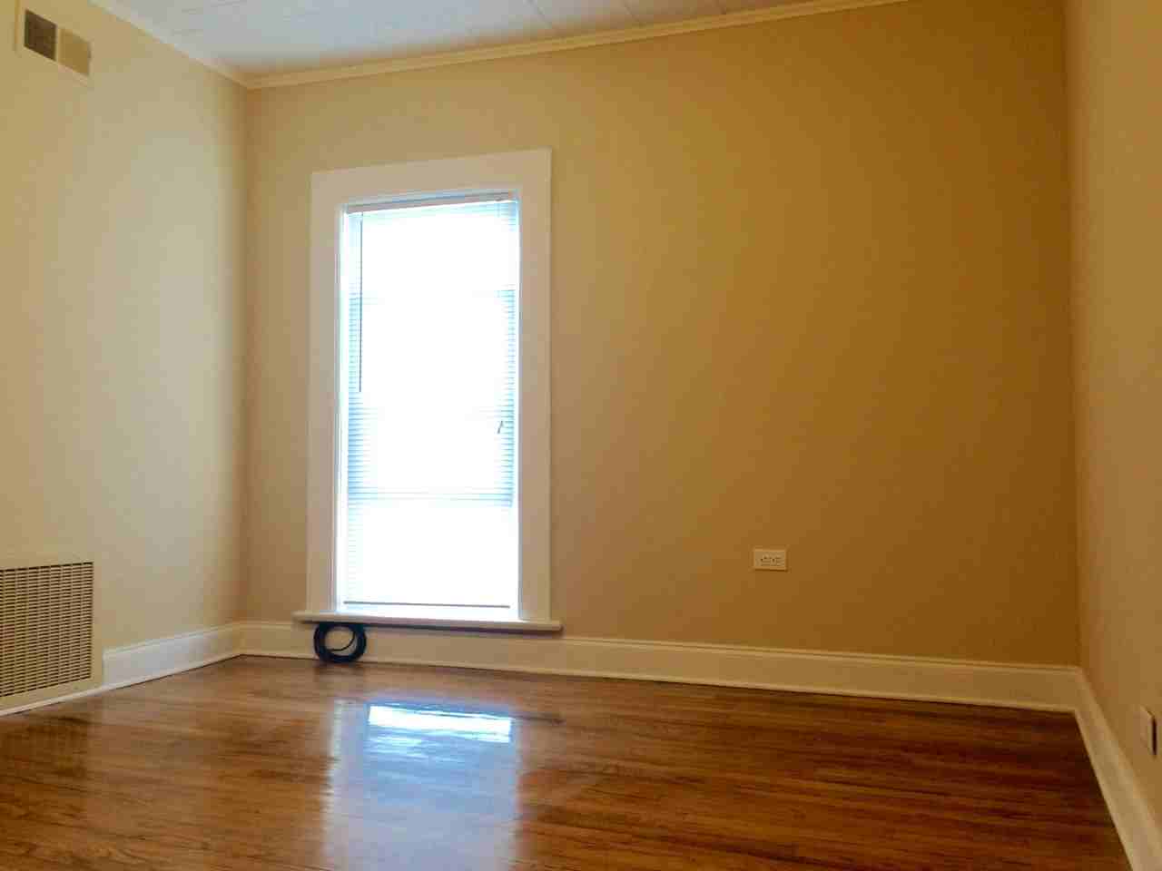 146 Main St #3 - Photo 3 of 35