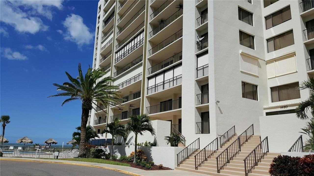 1480 Gulf Blvd #106 - Photo 6 of 34