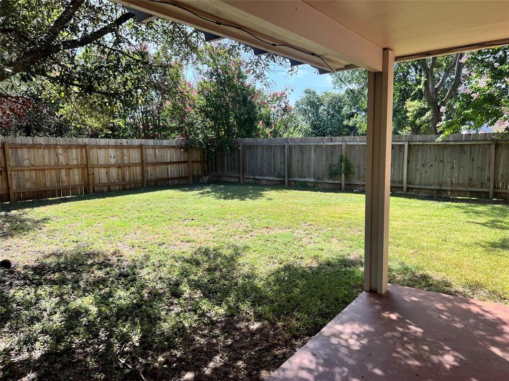 3529 Rock Shelf Ln - Photo 3 of 8