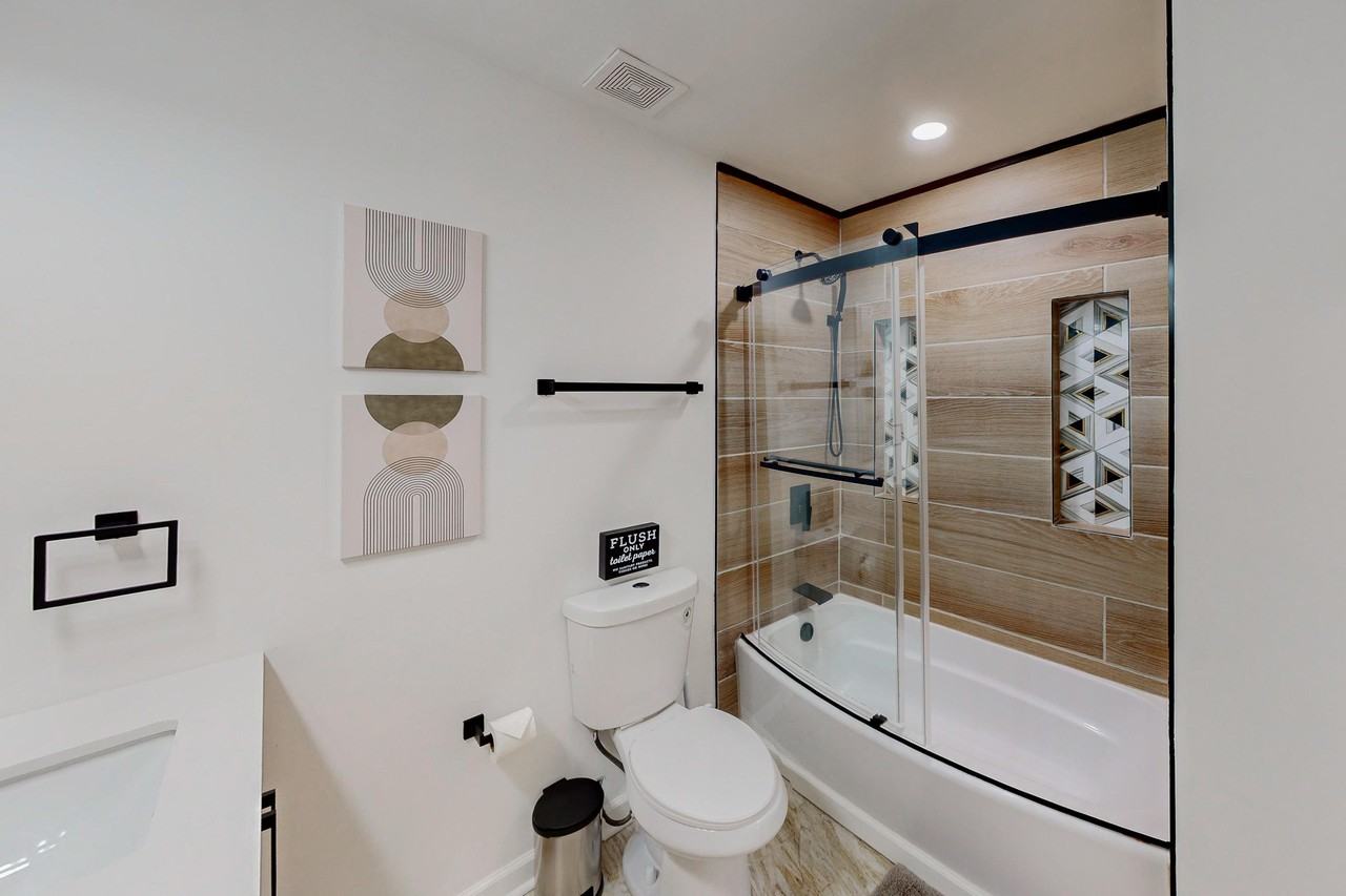 John Wesley Dr - Photo 3 of 11