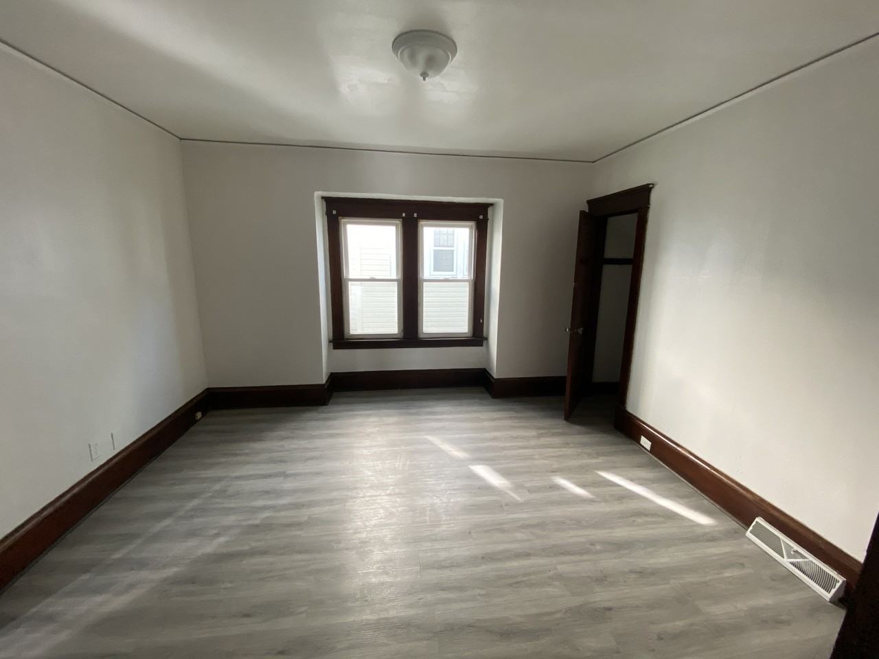 2901 N 37th St. Upper/Lower - Photo 6 of 23