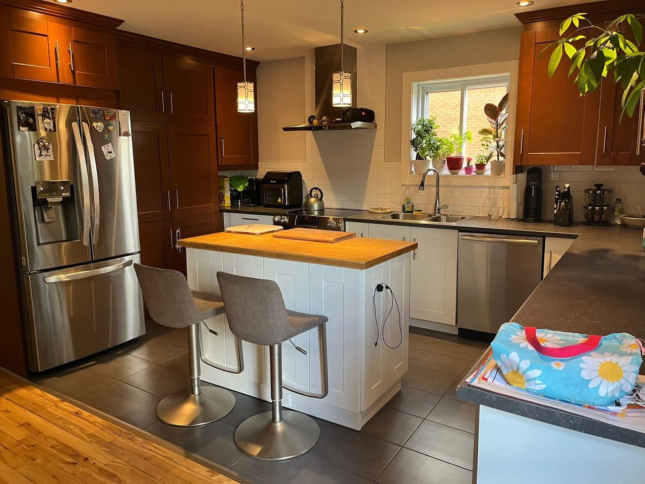 3462 Rue Windsor - Photo 2 of 12