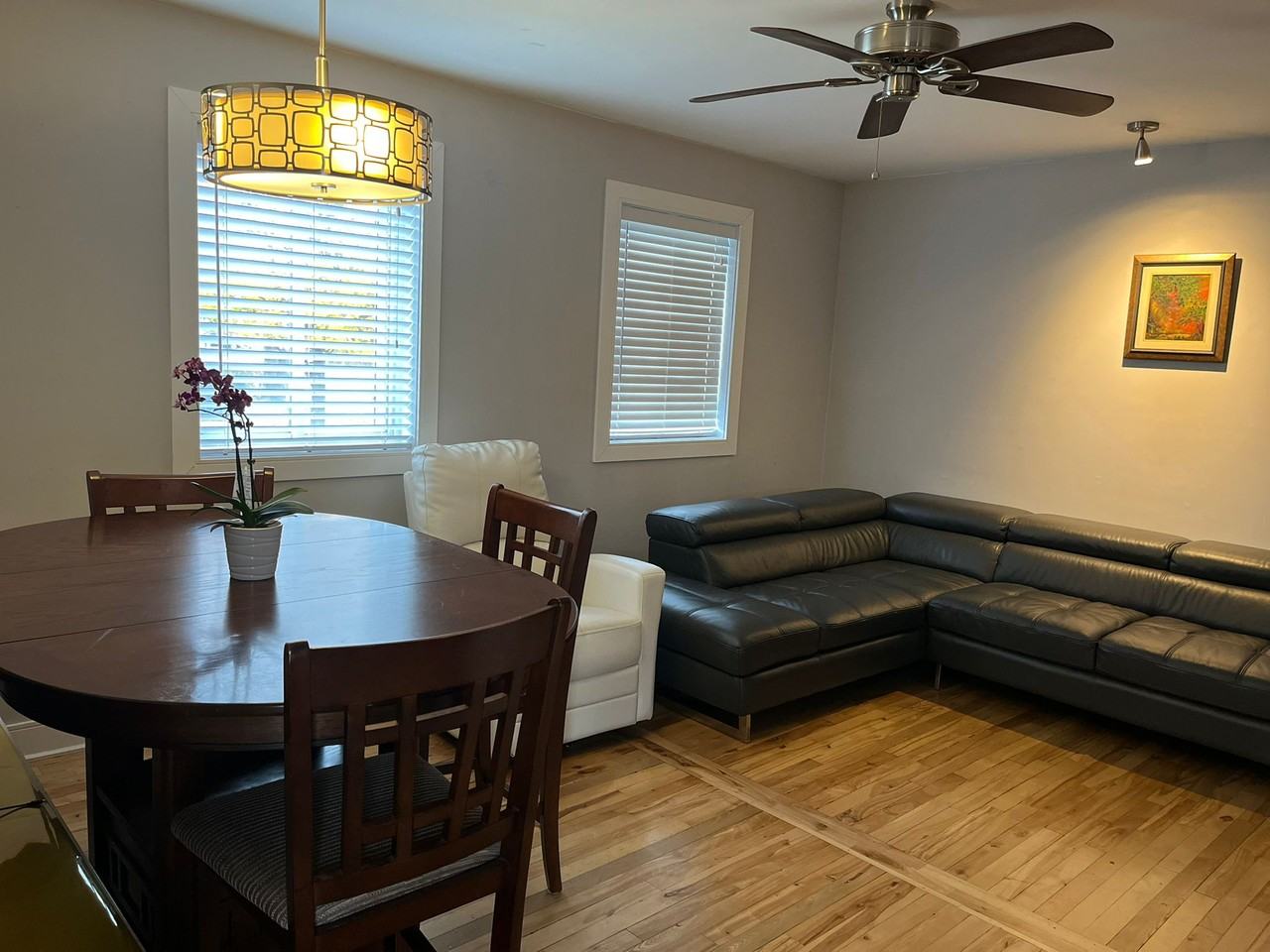 3462 Rue Windsor - Photo 3 of 12