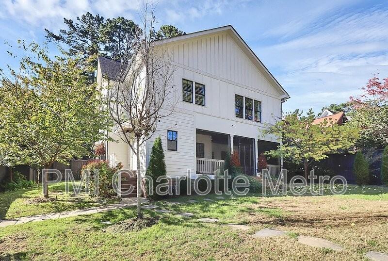 2321 Belvedere Ave - Photo 3 of 26