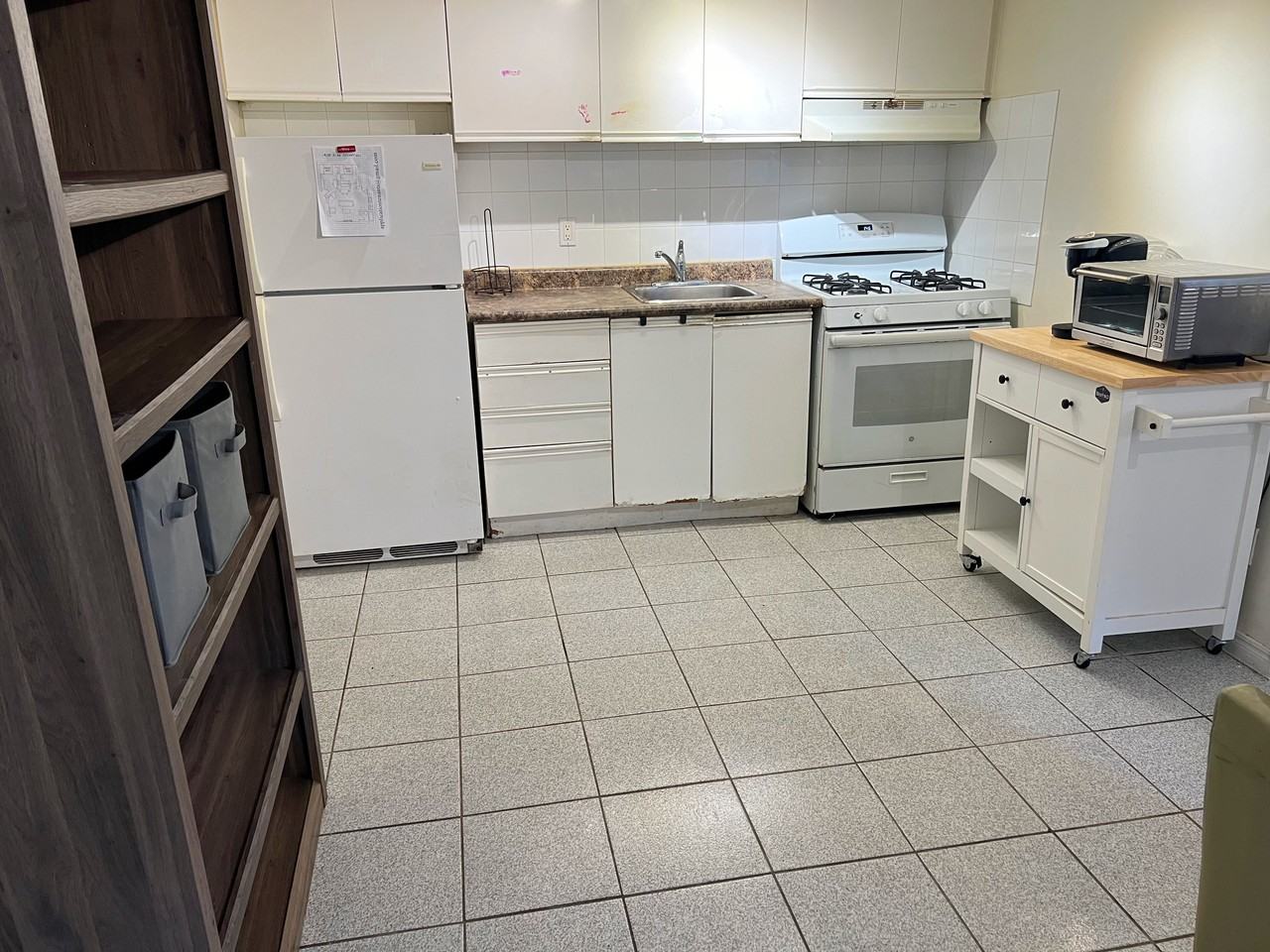 1434 King Street West #7 - Photo 3 of 12