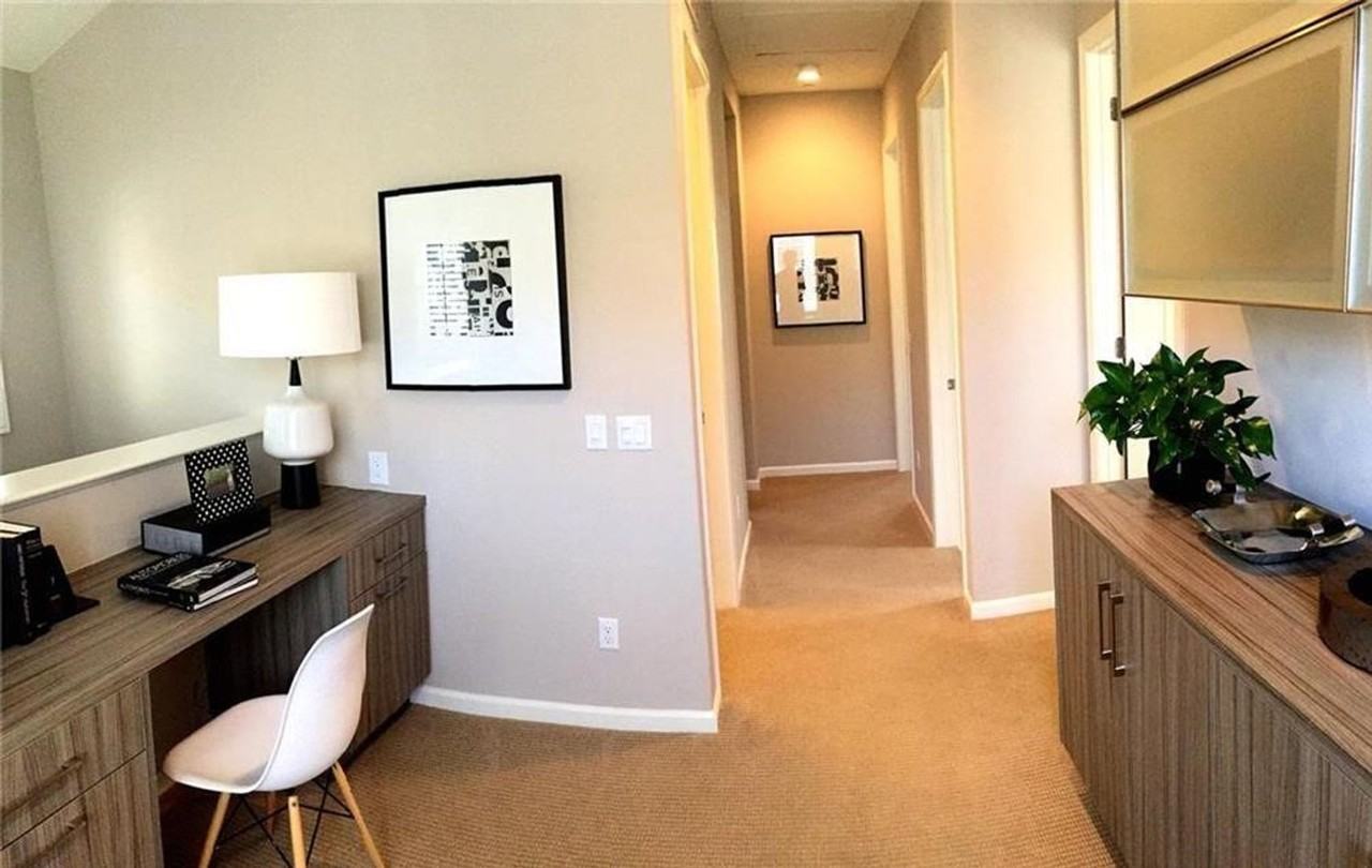 236 Firefly - Photo 4 of 15