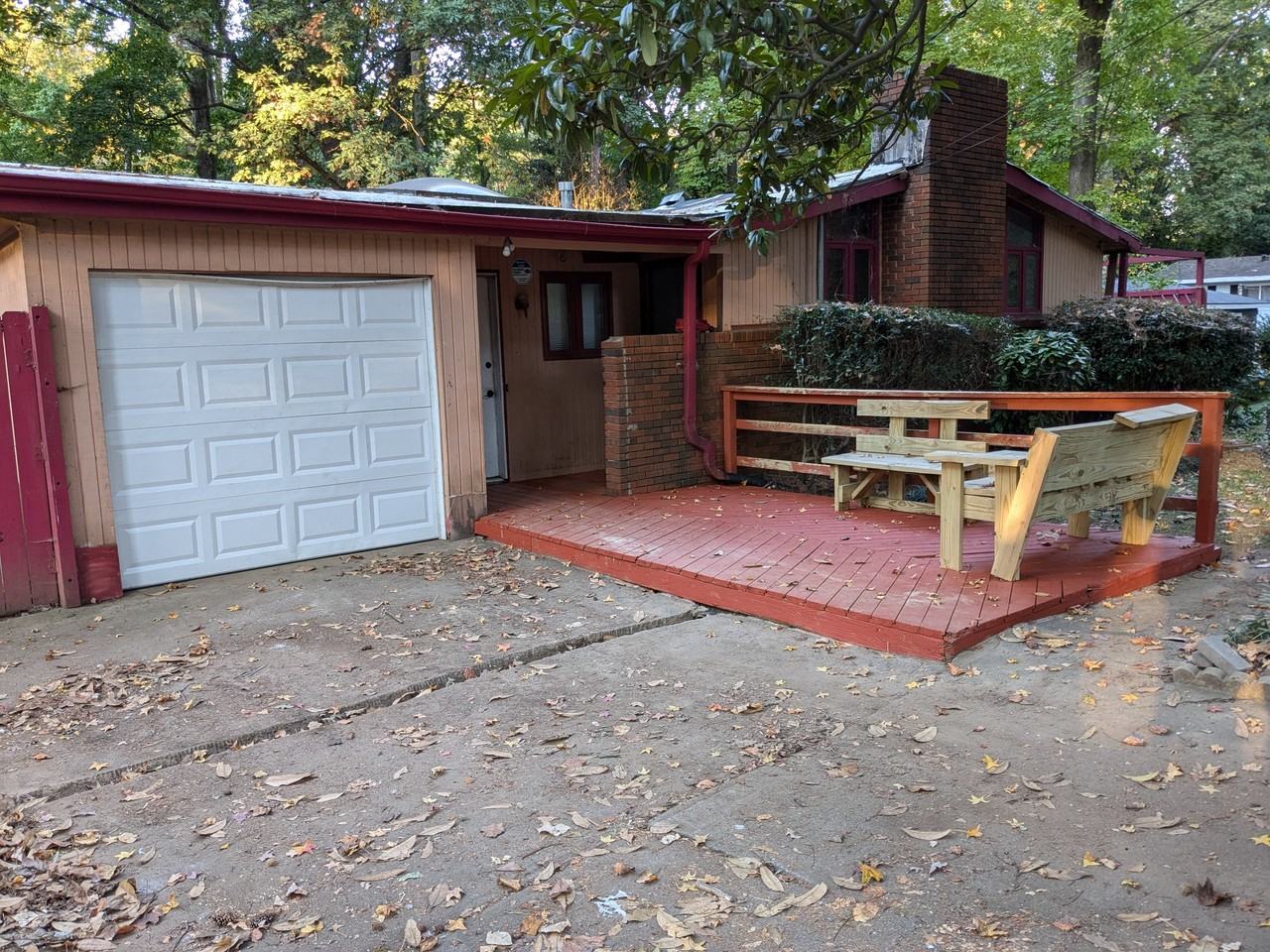 3552 Raymond Dr #NA - Photo 3 of 14