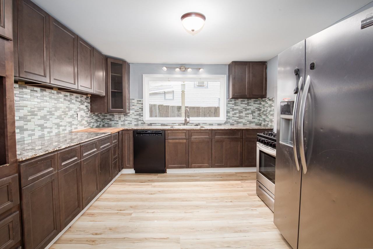 399 South Division Street #NA - Photo 2 of 16