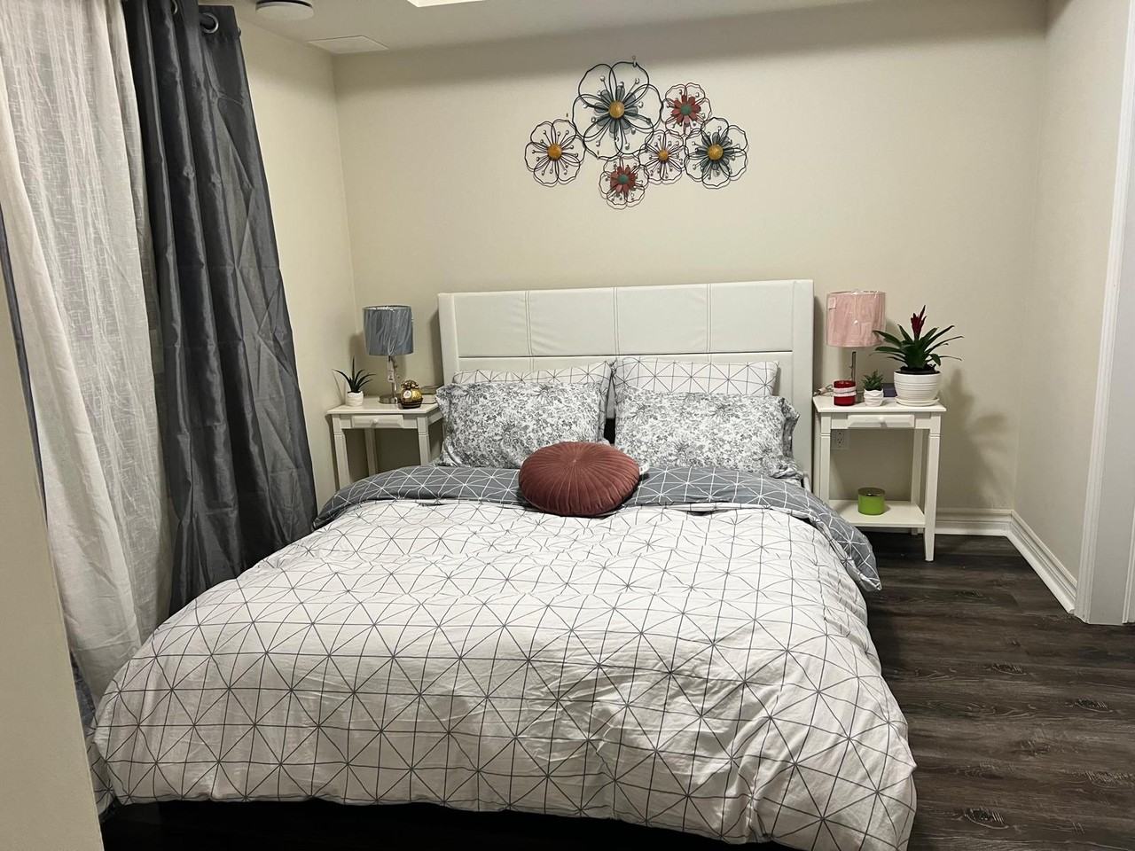 7 Kay Crescent #405 - Photo 3 of 9